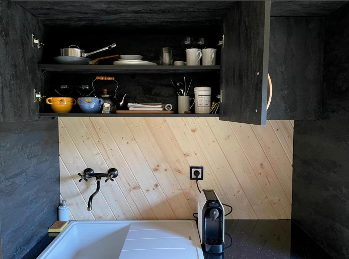 Obytny Kontejner Cabin Stars Zator Bagian luar foto